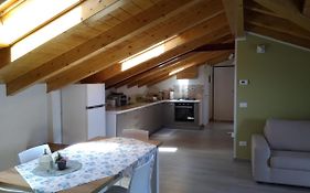 Dreaming Feriolo - Mansarded Apartment By Danilo Apartments